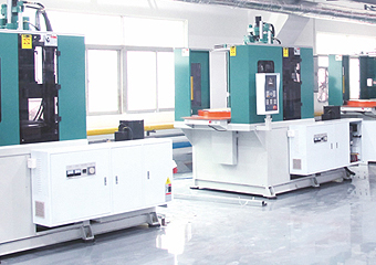 立式高速注塑機中的哪些部件會產生溫度？